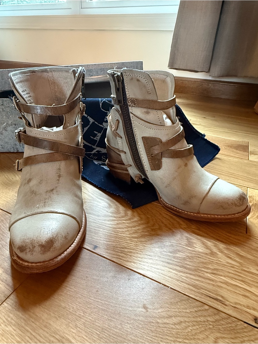 Freebird CRUE Strappy Ice Cream Leather Ankle Boots with Tan Strap Accents - Picture 8 of 14